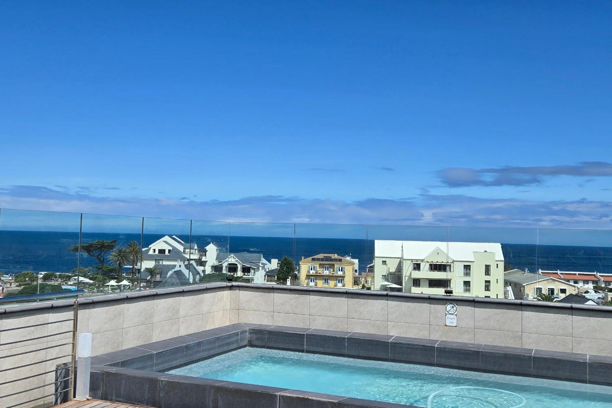 Whale Watchers Studio Apartment Hermanus Exterior photo